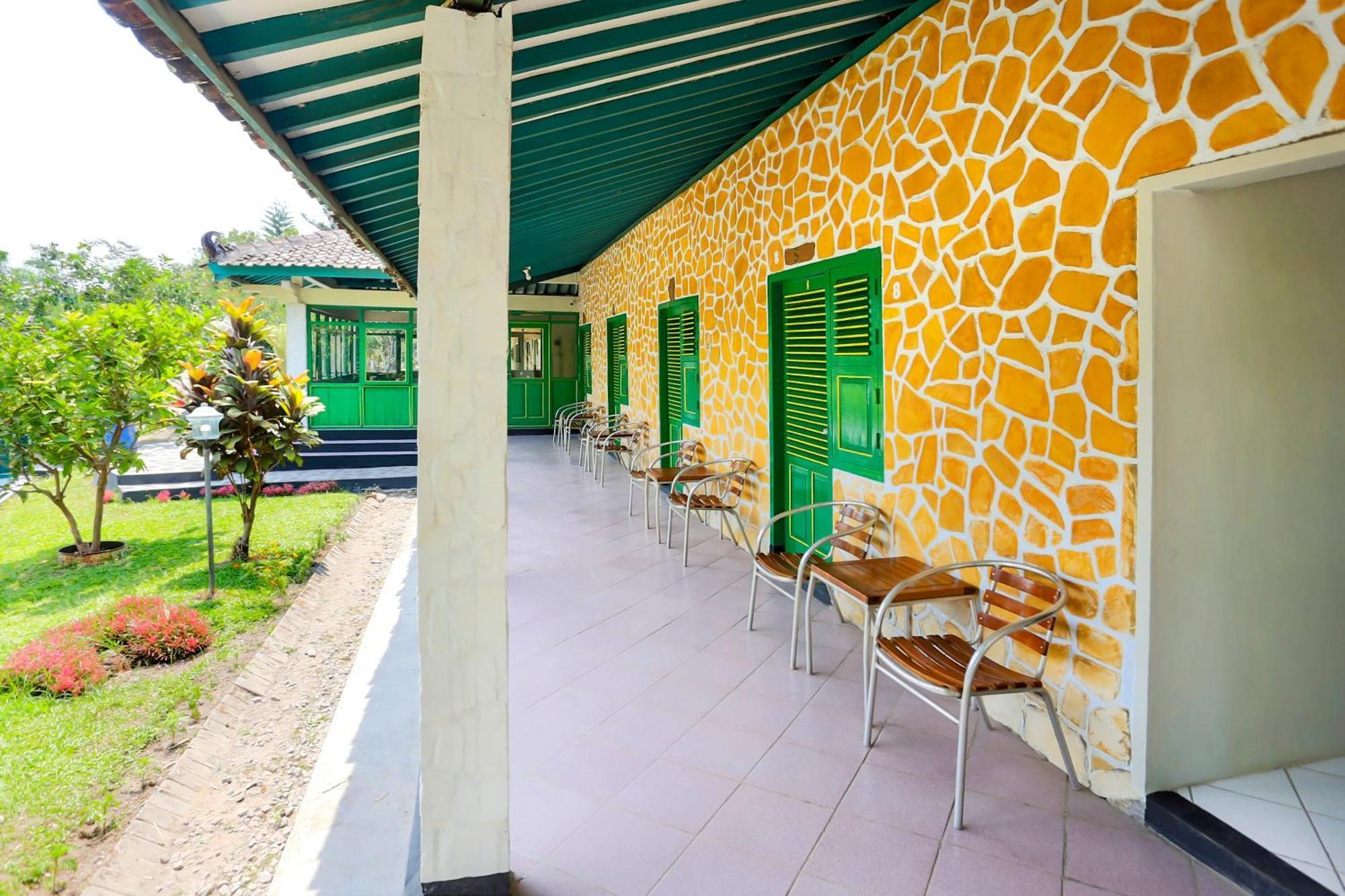 โอโย 1959 เปงีนาปัน เกปูรุน ปาวานา อินโดนีเซีย Hotel สเลมาน ภายนอก รูปภาพ